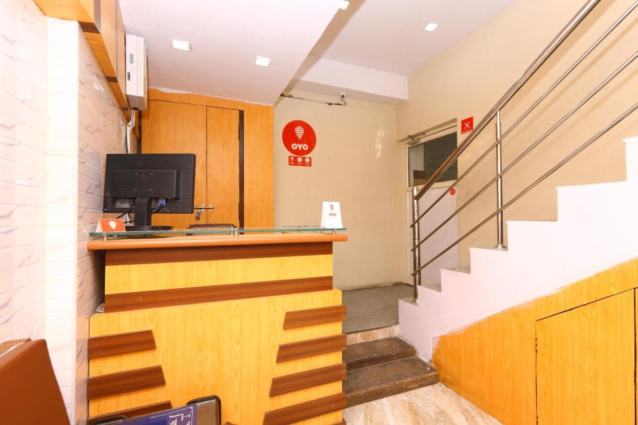 Oyo 7224 Krishna Prasad Otel Chennai Dış mekan fotoğraf